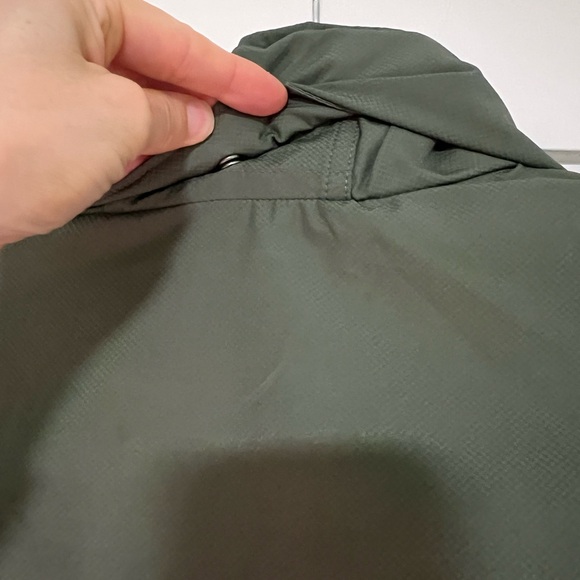 Patagonia Forest Green Women's Jacket - Picture 4 of 5